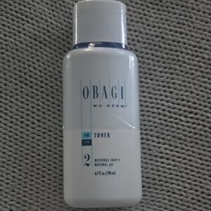 Obagi Nu-Derm Toner - White and Blue